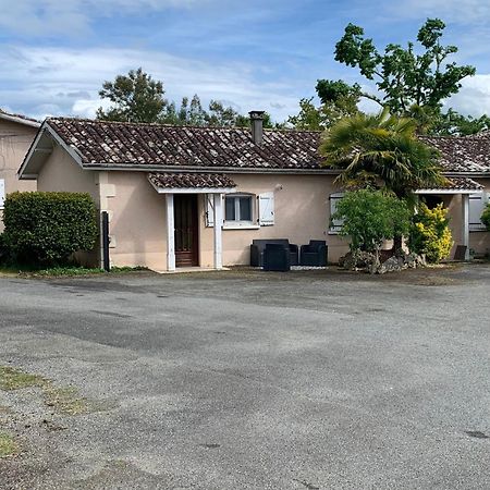 Petite Maison Dans Un Village Du Gers Sabazan 外观 照片